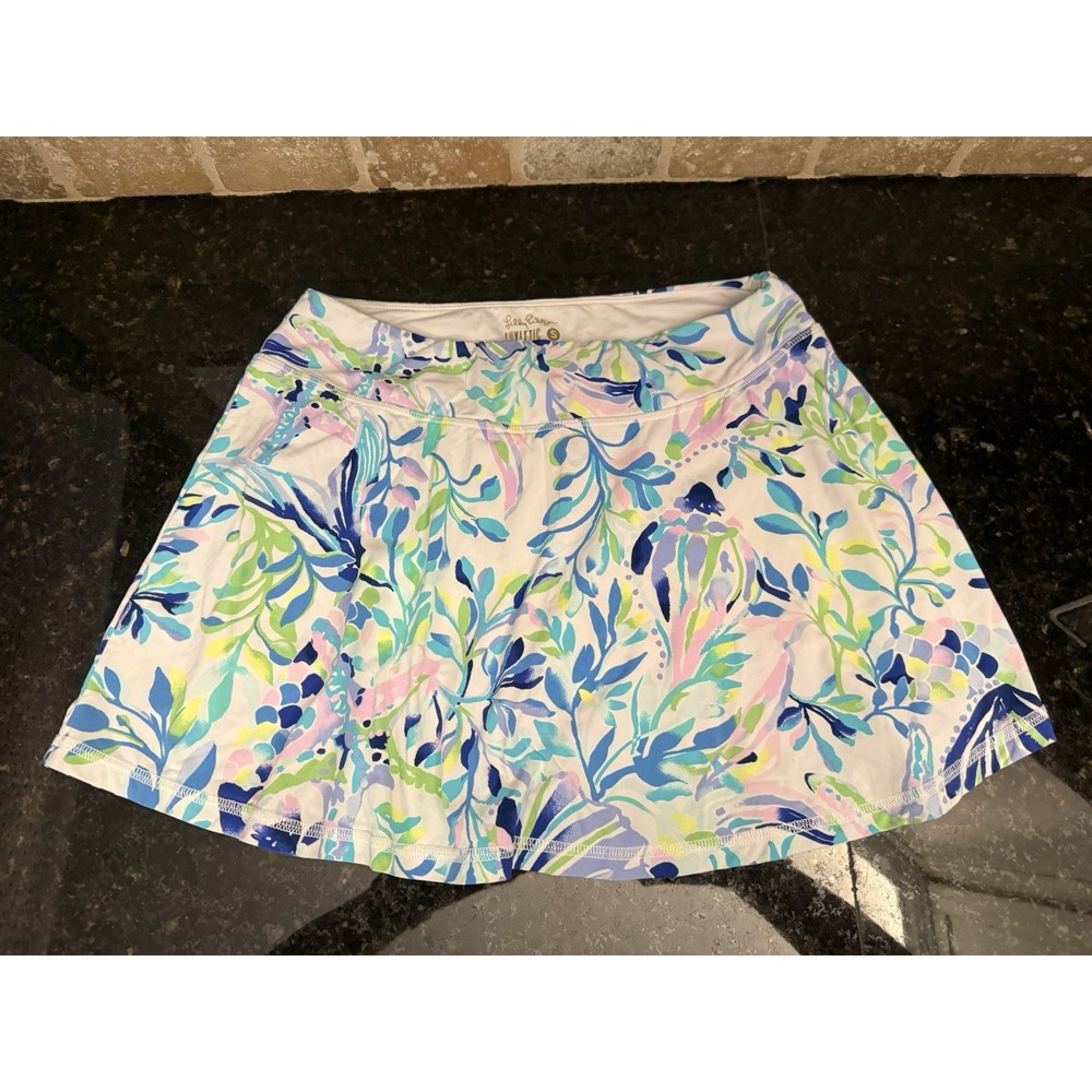 Lilly Pulitzer Luxletic Monika Skort Size Small EUC White Blue